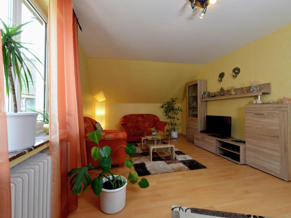 Assinghausen Bright Apartment In The Sauerland With Conservatory Large Terrace And Awning المظهر الخارجي الصورة